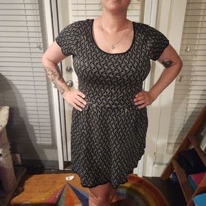 Jessica Simpson Metalic gold sweater dress